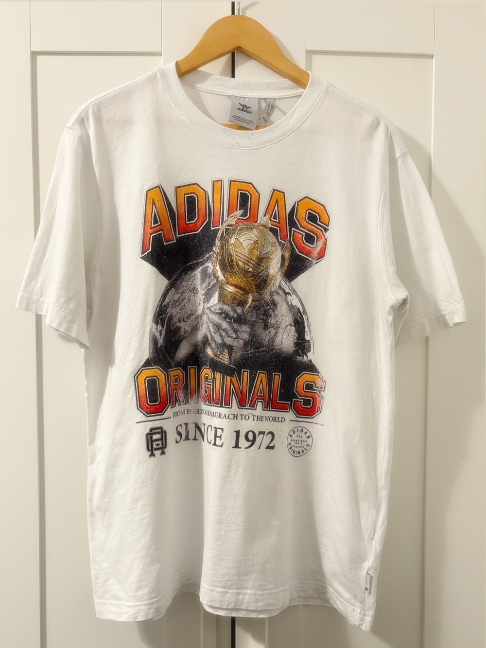 Adidas Originals Soccer Football Graphic Tee